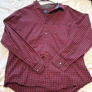 American Eagle button up